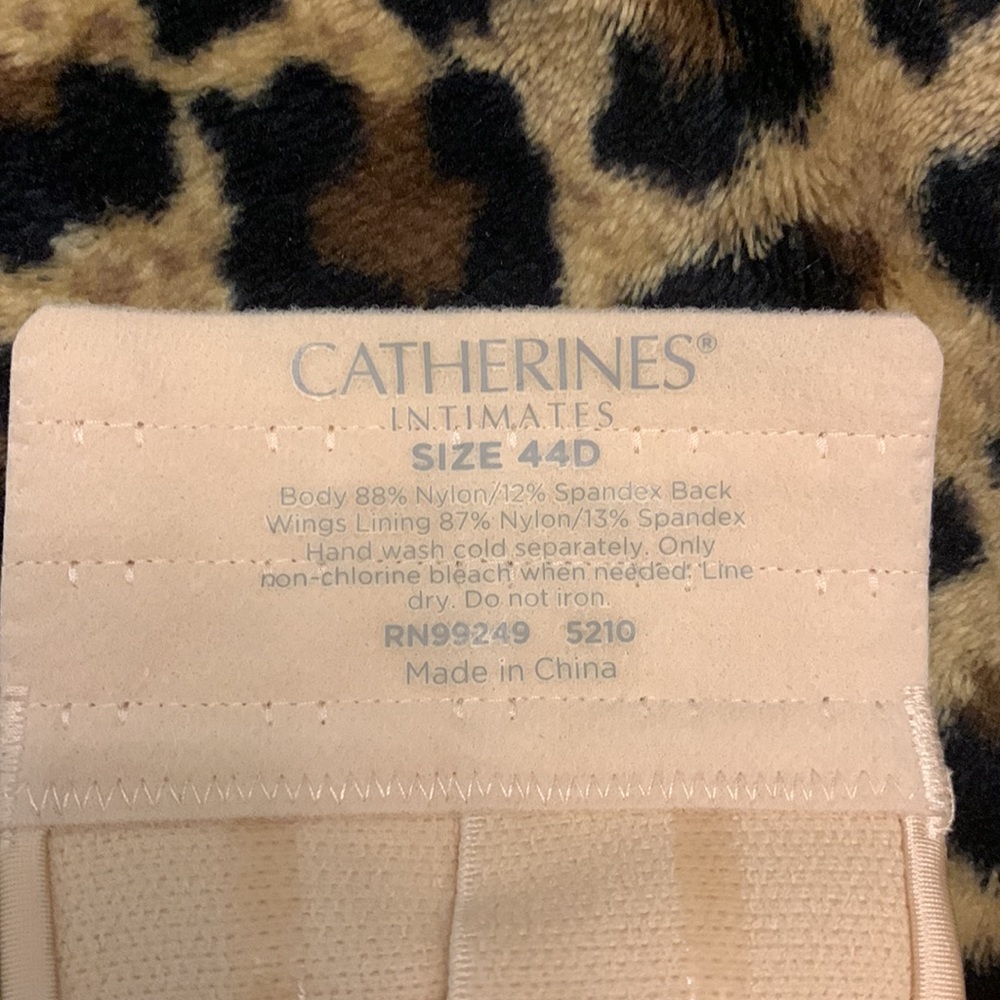 Catherine’s Multi-way bra 44D - Picture 7 of 9